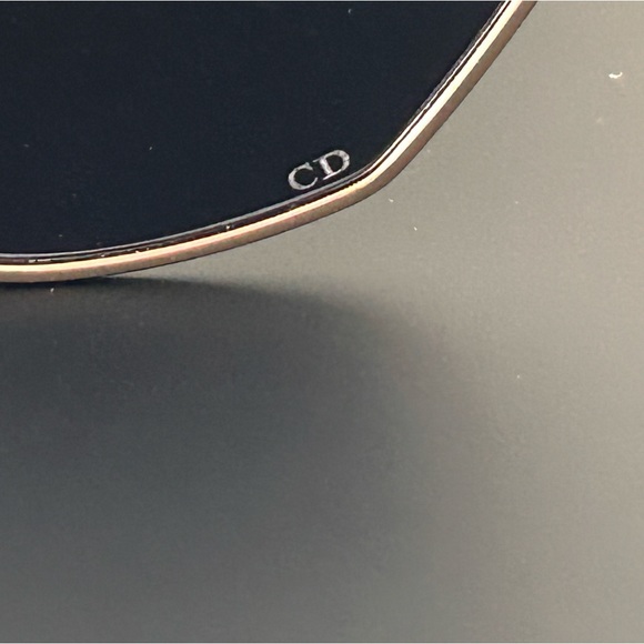Authentic Christian Dior sunglasses - Picture 2 of 7